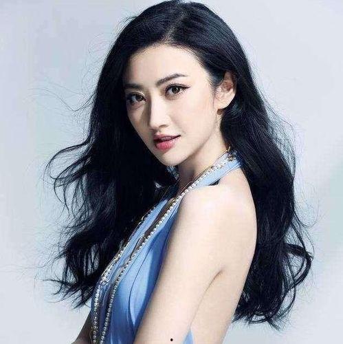 明星资讯网 潜规则二血泪代言,揭秘娱乐圈黑暗面